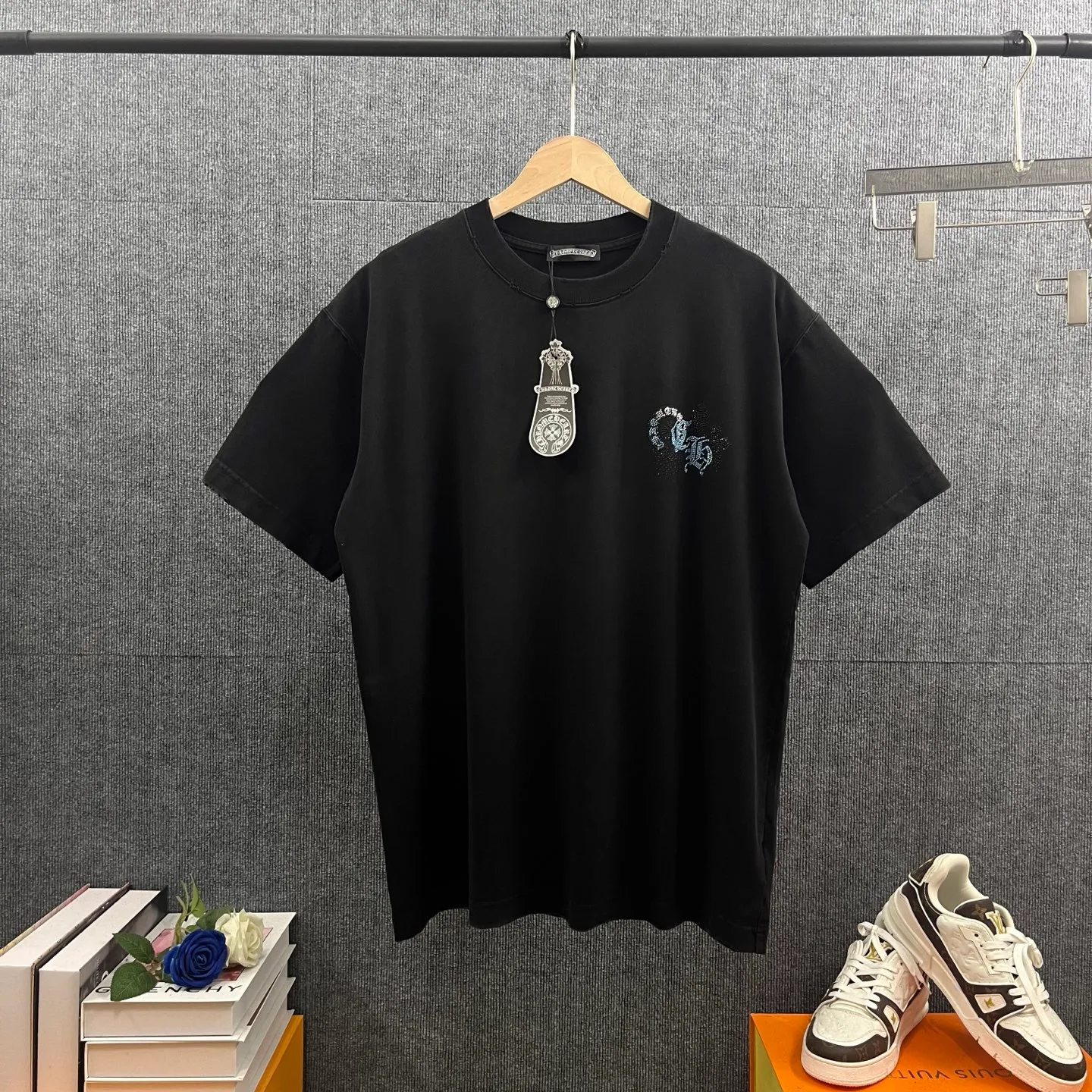 CH* * 2026 New Arrival logo T Same Style ： Size：S （100-140 ） M （130-160 ） L （150-175 ） XL （160-185 ） XXL （180 ）